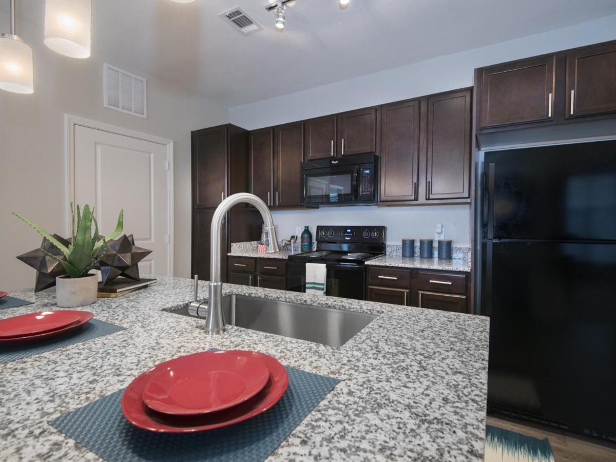 Spacious Furnished Resort Style Apartments Tomball Zimmer foto